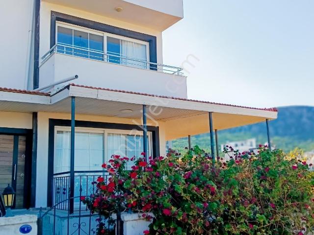 Karaburun, İzmir içerisinde kiralık Villa
