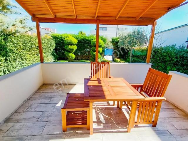 Karaburun, İzmir içerisinde satılık Villa