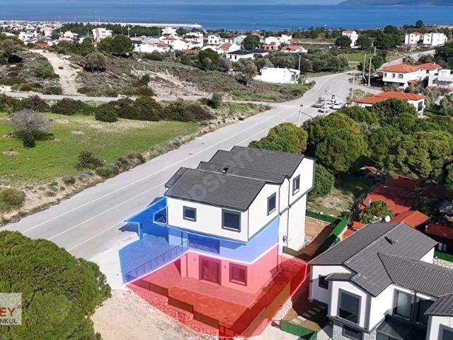 Karaburun, İzmir içerisinde satılık Dükkan