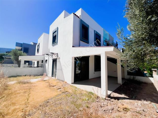 Mordoğan Mahallesi, Karaburun içerisinde satılık Villa
