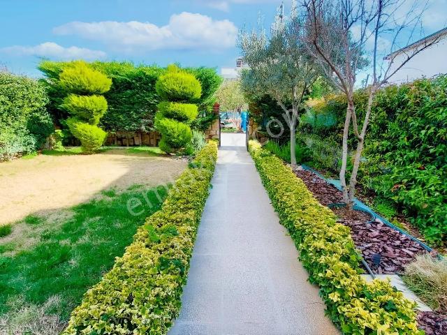Karaburun, İzmir içerisinde satılık Arsa
