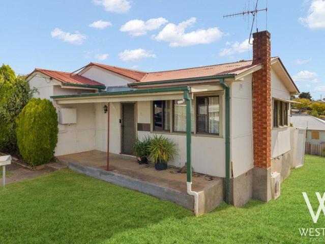 House for sale in Bathurst, New South Wales