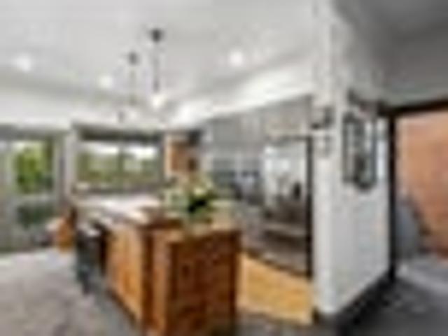 House for sale in Otakou