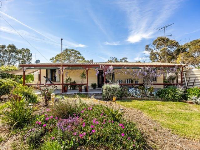 Cottage for sale in Belvidere, Strathalbyn