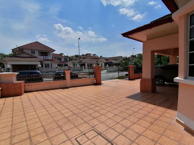 Bungalow for sale in Selayang, Selangor