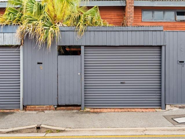 Apartment for sale in Adelaide