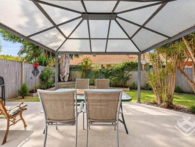 Townhouse for sale in Benowa, Gold Coast City