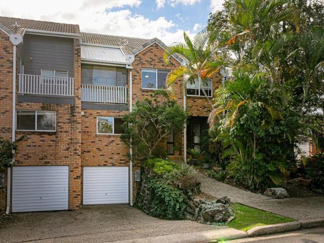 Townhouse for sale in Toombul, Queensland
