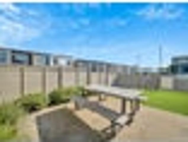 Townhouse for sale in Manurewa, Oroua County