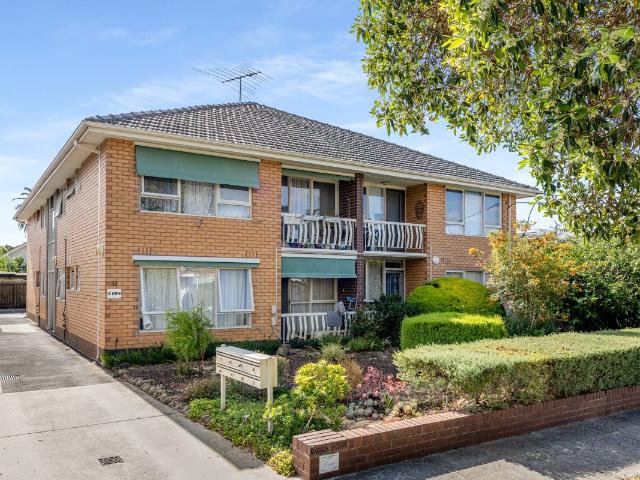Apartment for sale in Camerons Creek, Victoria