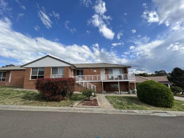 Townhouse for sale in Goulburn