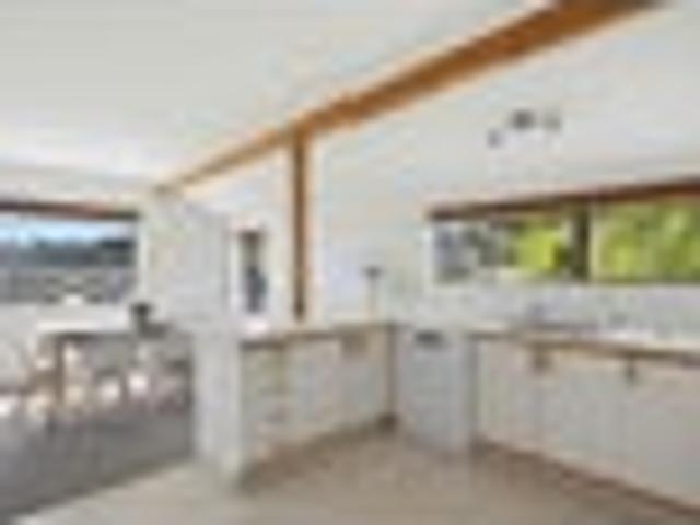 Townhouse for sale in Silverbrooke, Porirua