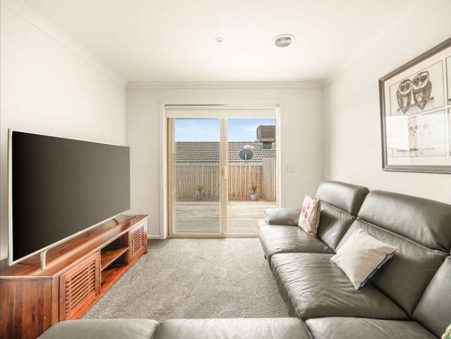 Townhouse for rent in Camerons Creek, Victoria