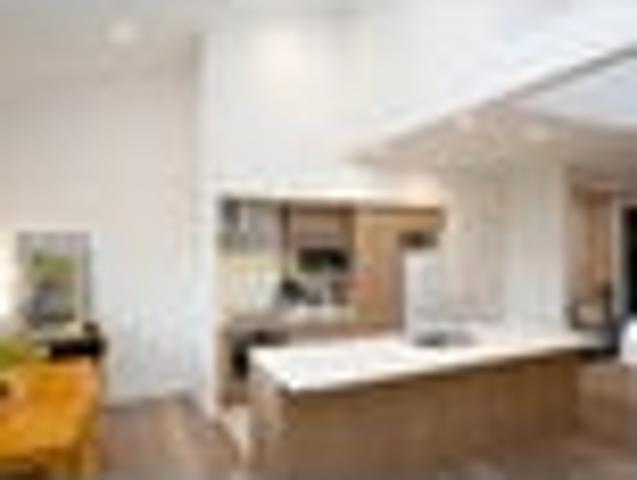 Townhouse for sale in Paremoremo, Oroua County