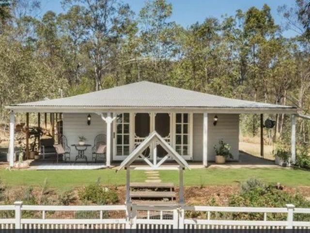 Cottage for sale in Toombul, Queensland
