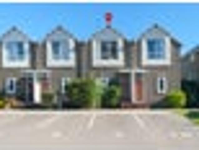 Townhouse for sale in Mourea, Bay Of Plenty