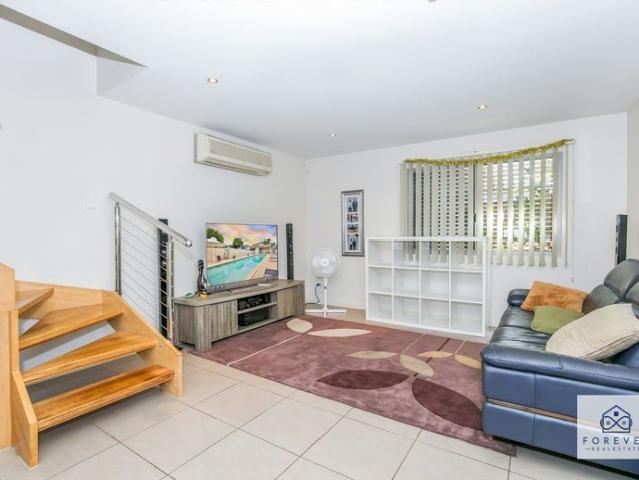 Townhouse for rent in Fernbrook, Queensland
