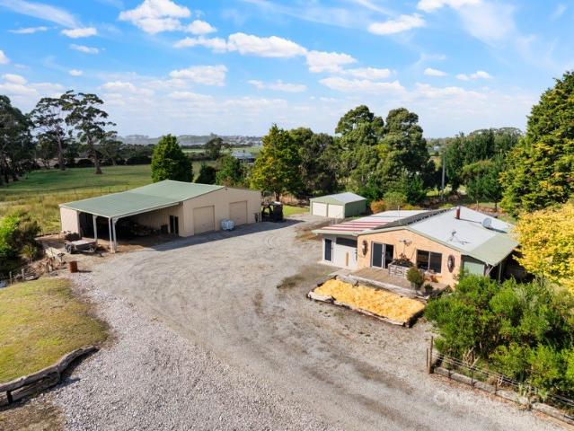 Cottage for sale in Smithton, Tasmania
