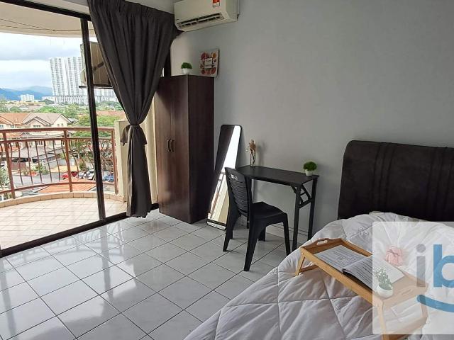 Room for rent in Seri Anggun Condominium, Kuala Lumpur