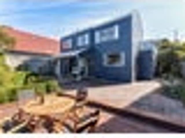 House for sale in Days Bay, Wellington
