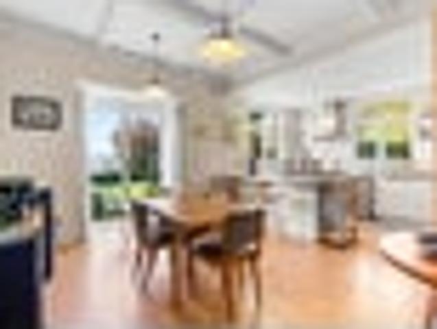 House for sale in Otakou
