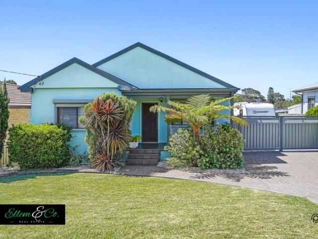 House for sale in Oak Flats Dc, New South Wales