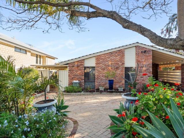 House for sale in Karrinyup, City of Stirling
