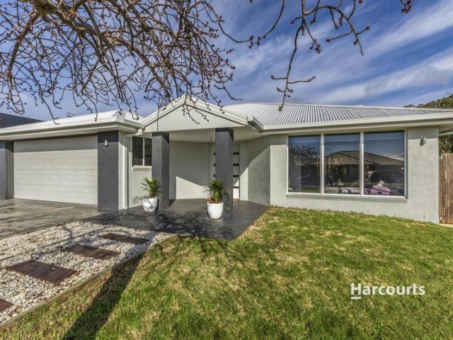 House for sale in Sulphur Creek, Tasmania