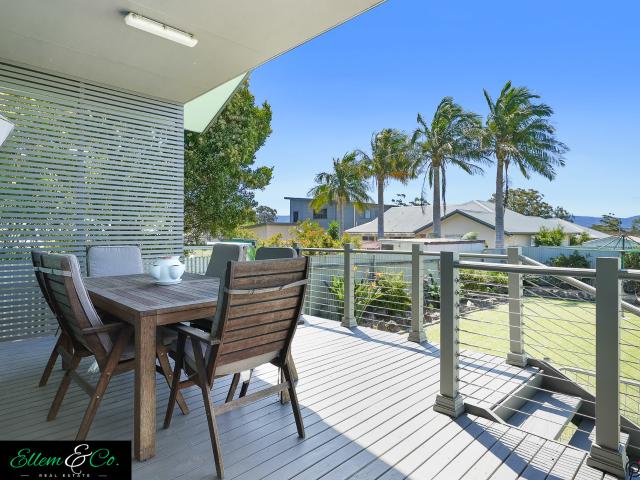 House for sale in Oak Flats Dc, New South Wales