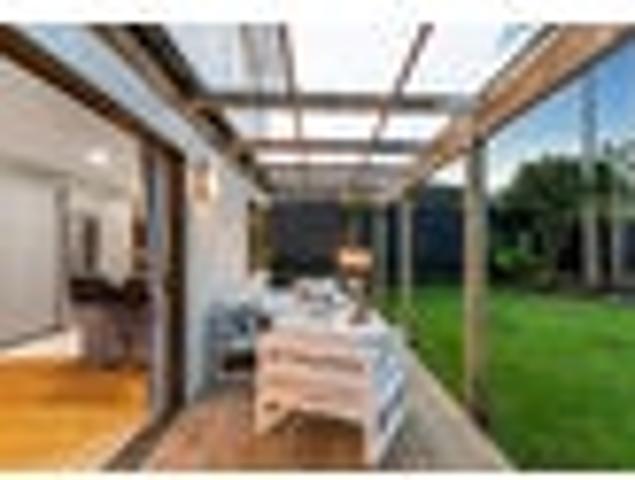House for sale in Whangaparaoa