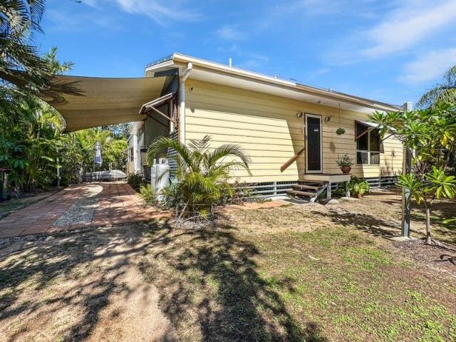 House for sale in Horseshoe Bay, Queensland
