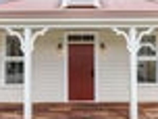 House for sale in Chaslands, Canterbury