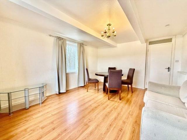 Apartment for rent in Drumoyne, Scotland