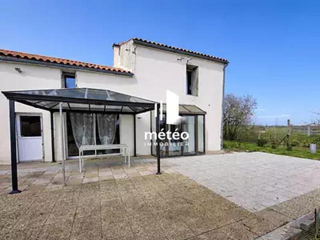 Maison vente à Fontenay-le-Comte, Moreilles