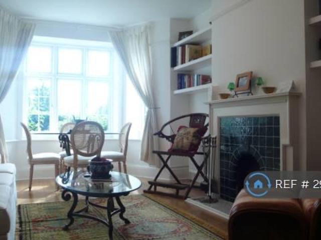 House for rent in Golders Green, Greater London