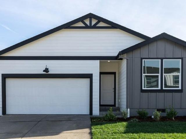 House for sale in Moreland, Georgia