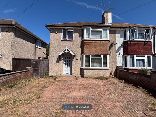House for rent in Gould's Green, Greater London