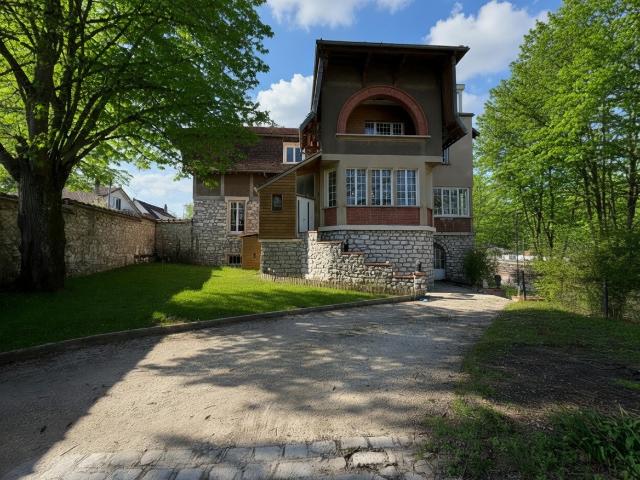 Maison vente à Fontainebleau, Moret-sur-loing