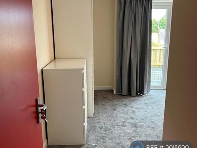 Apartment for rent in Brandis Corner, Devon