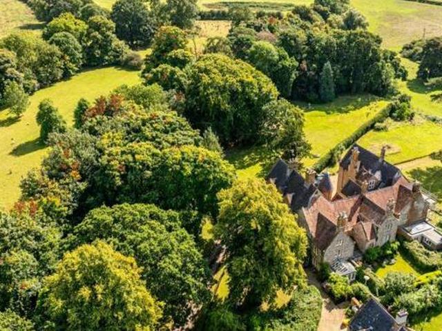 House for sale in Northamptonshire
