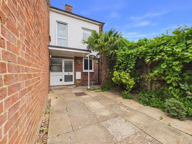 House for rent in Littlecote, West Sussex