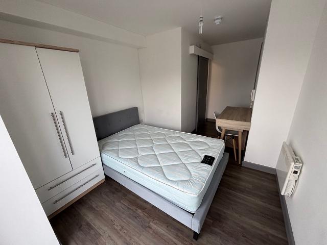 Room for rent in Moreton, Liverpool City Region