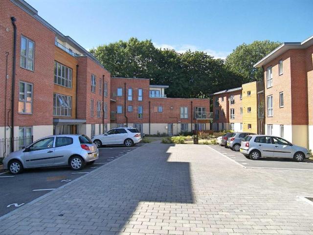 Apartment for rent in Kippington, Sevenoaks