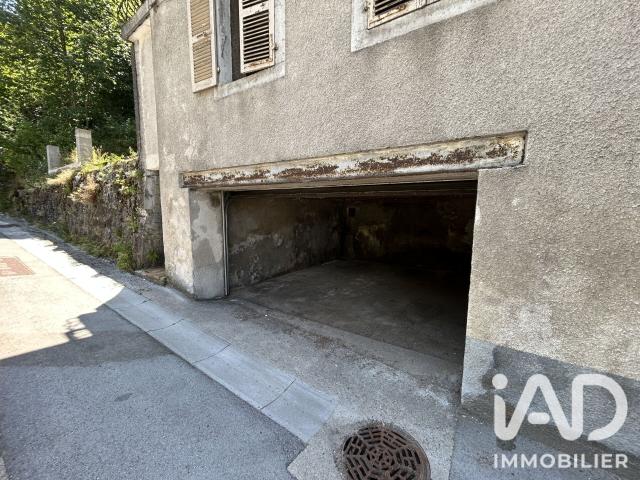 Garage vente à Saint-Claude, Morez