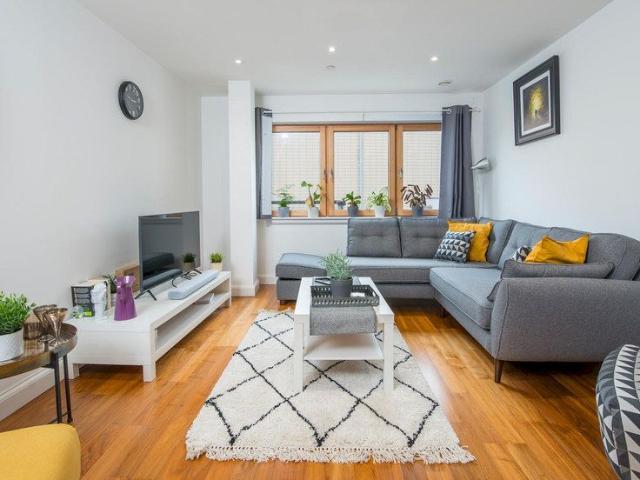 Apartment for rent in Falcon Lodge, Wales