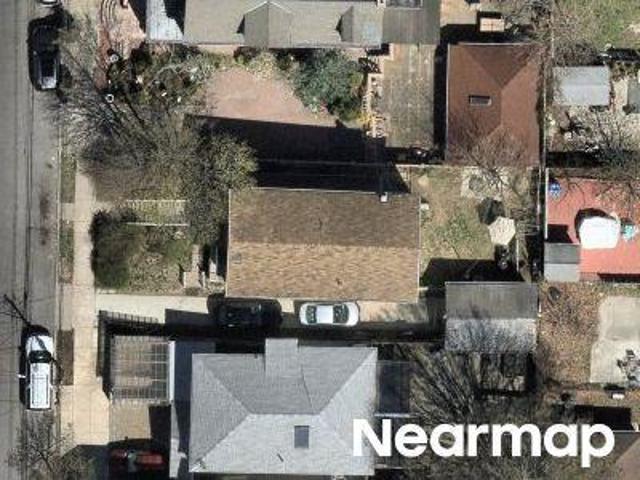 House for sale in The Bronx, Arverne