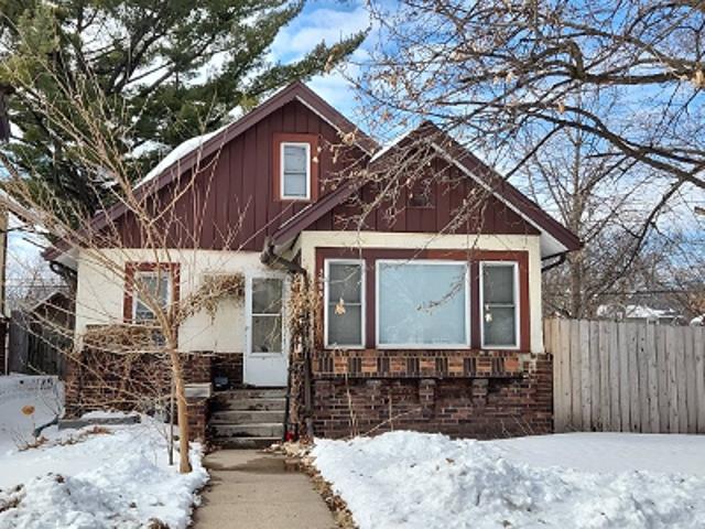 House for sale in Hennepin, Minnesota