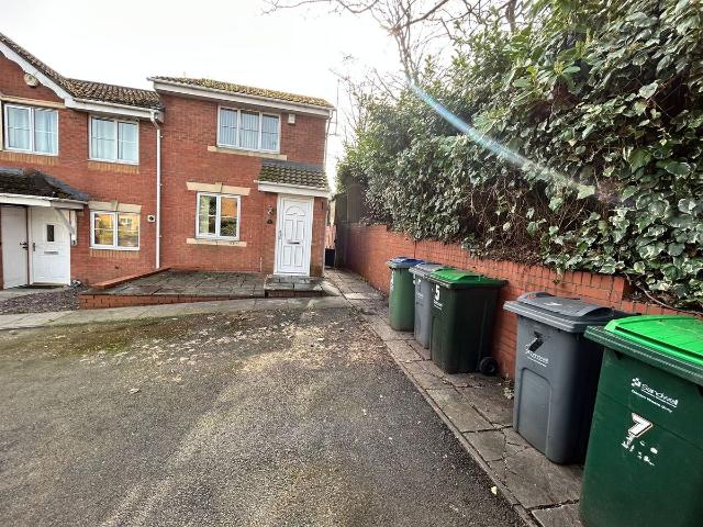 House for rent in Rounds Green, Tividale