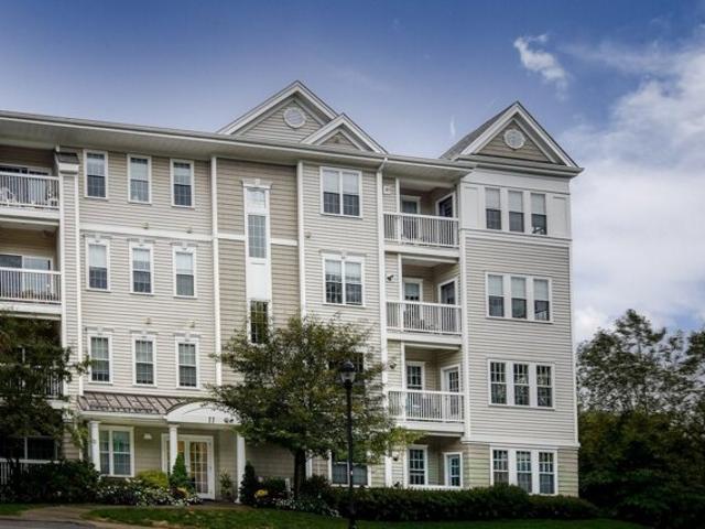Condo for sale in Natick, Middlesex County