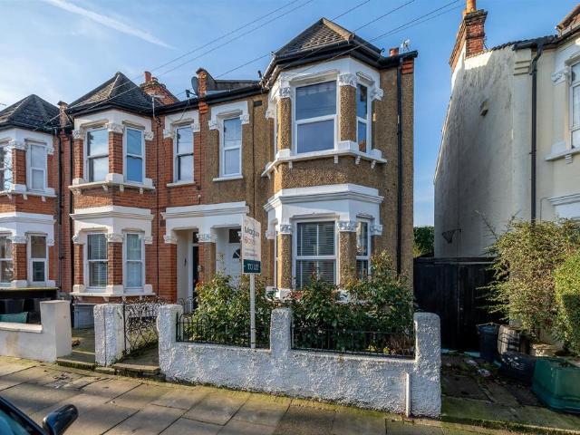 Apartment for rent in Greater London